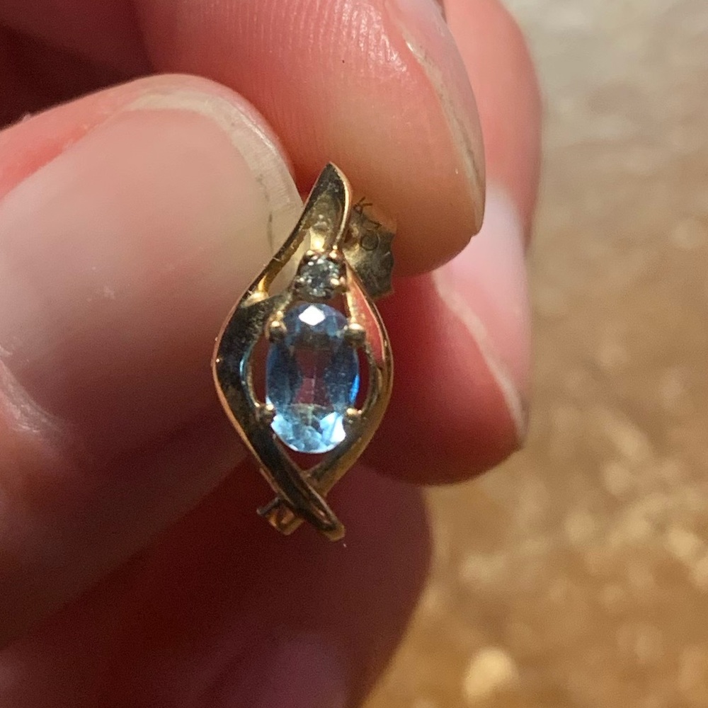 14k Blue Diamond Gold Earrings real